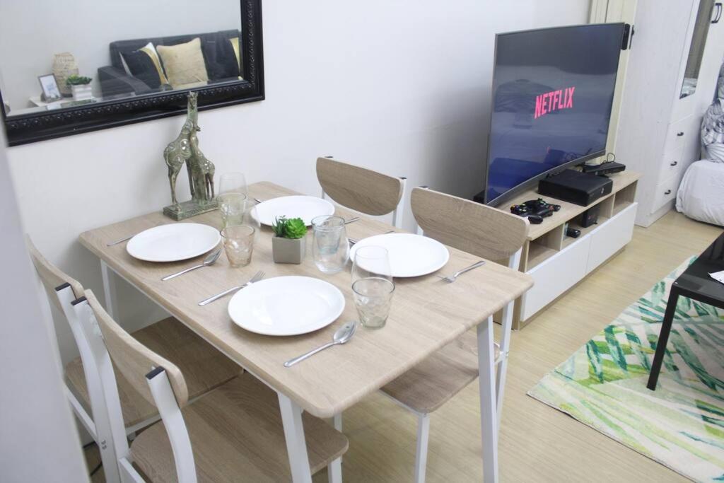 Huge A2J Executive Luxury 1Br Suite Near Abs Cbn, Gma Manila Eksteriør bilde