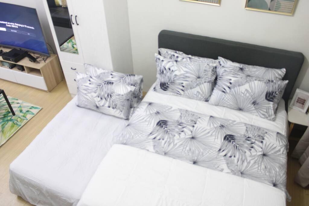 Huge A2J Executive Luxury 1Br Suite Near Abs Cbn, Gma Manila Eksteriør bilde